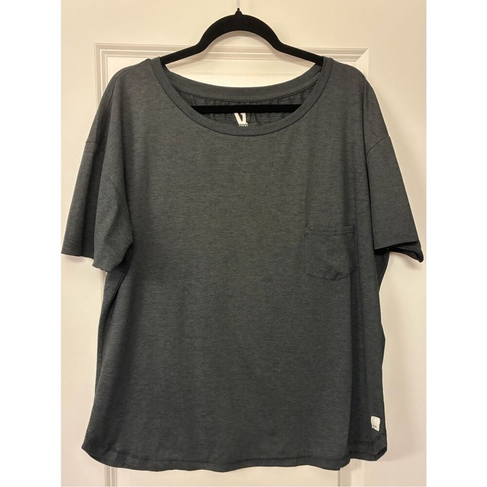 VUORI Athletic Pocket T-Shirt Gray Men's Size XL